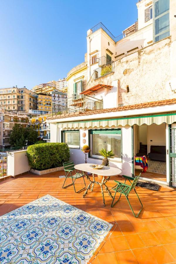 Villa Paola - Hidden Panoramic Garden And Terraces By Napoliapartments Экстерьер фото